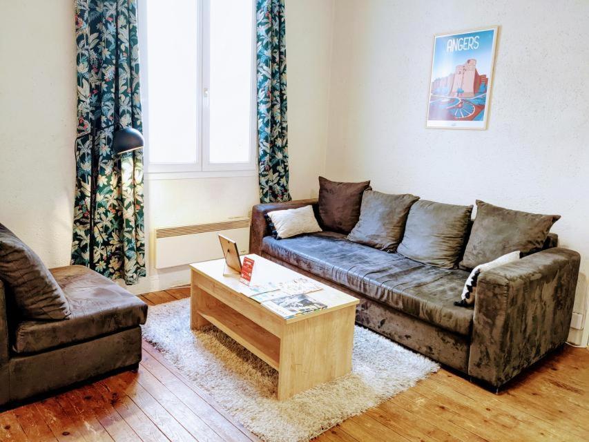 Coeur De Ville Appartement Meuble Angers Buitenkant foto